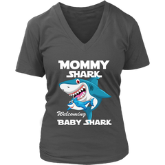 VnSupertramp Mommy Shark and Baby Shark Personalized Name Birthday V-Neck Shirt - D5