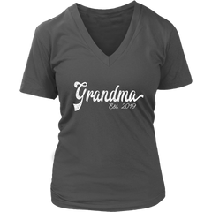 VnSupertramp Grandma EST. 2019 Womens V-Neck T-Shirt Plus Size XL-4XL - caraboo389