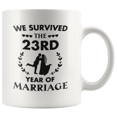 [TL] 23rd Wedding Anniversary for Men Him Her Women | Gifts for 23 Years of Marriage Party for Wife Husband Couples | 1997 | 11oz Coffee Cup Presents for Parents Mom Dad | We Survive 23 Years of Marriage