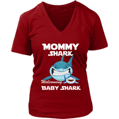 VnSupertramp Mommy Shark and Baby Shark Personalized Name Birthday V-Neck Shirt - D3